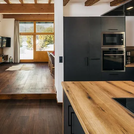 Alpensuites ザーファウス