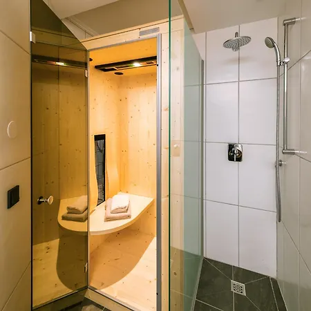 Alpensuites Серфаус
