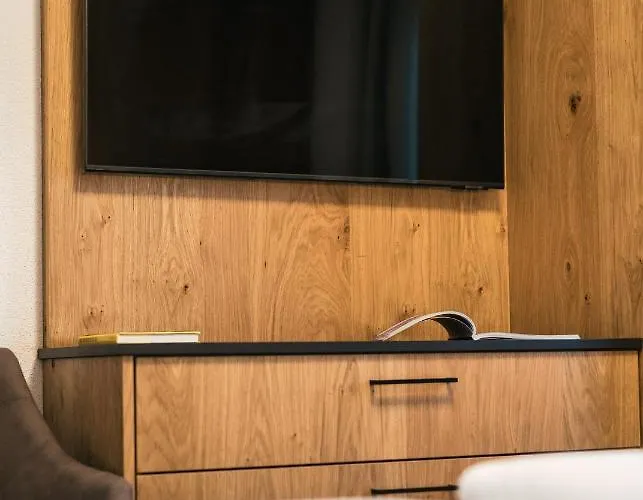 Alpensuites شقة سيرفاوس